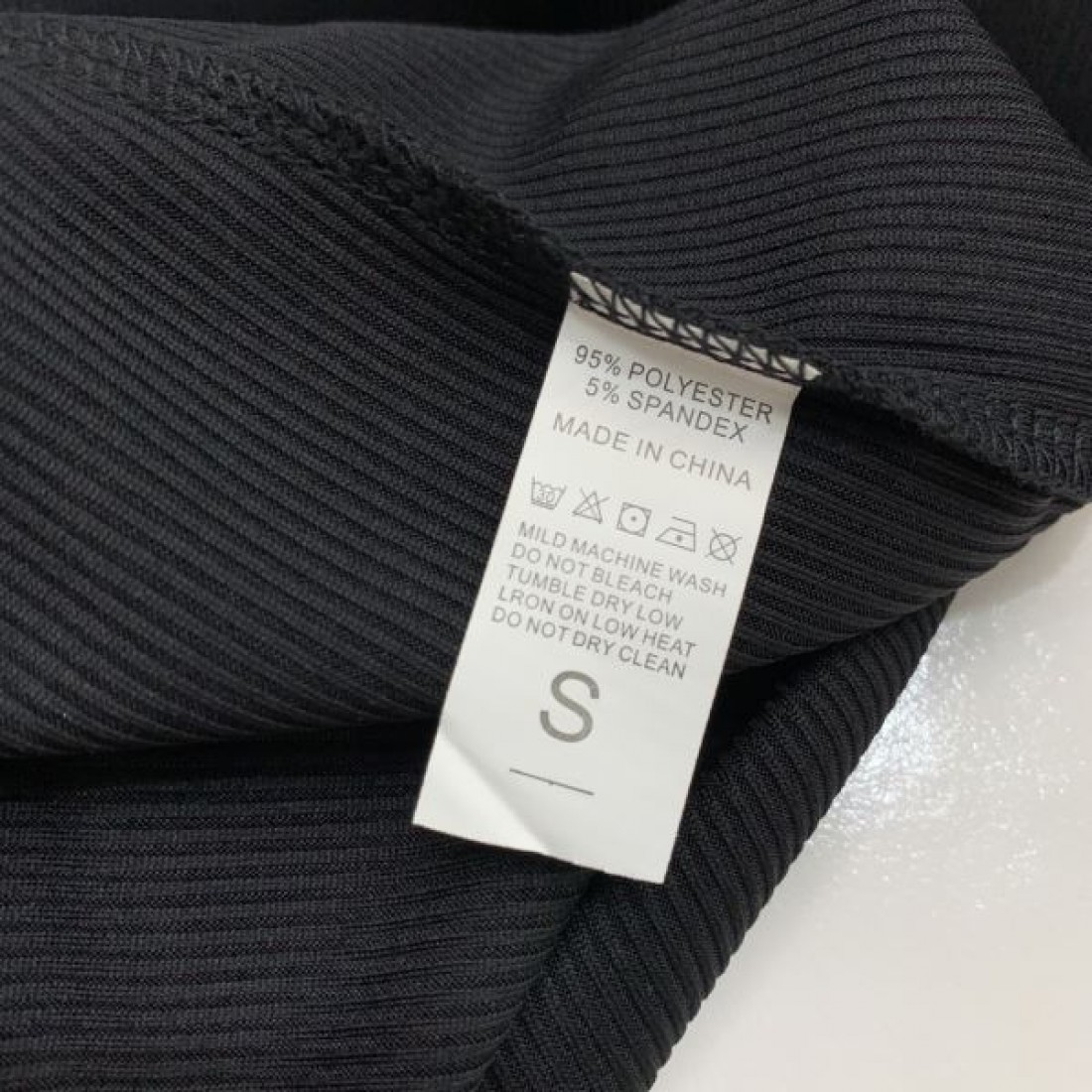 BALMAIN スーパーコピー ワンピース ロゴ インパクト抜群のデザイン バルマン