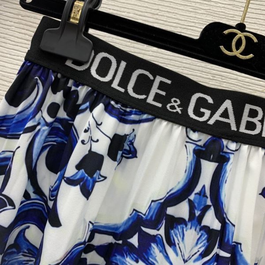 DOLCE＆GABBANA スーパーコピー 上下セット ロゴ 春夏トレンド ドルチェ＆ガッバーナ