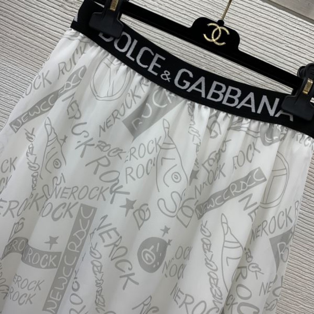 DOLCE＆GABBANA スーパーコピー 上下セット ロゴ セールで格安 ドルチェ＆ガッバーナ