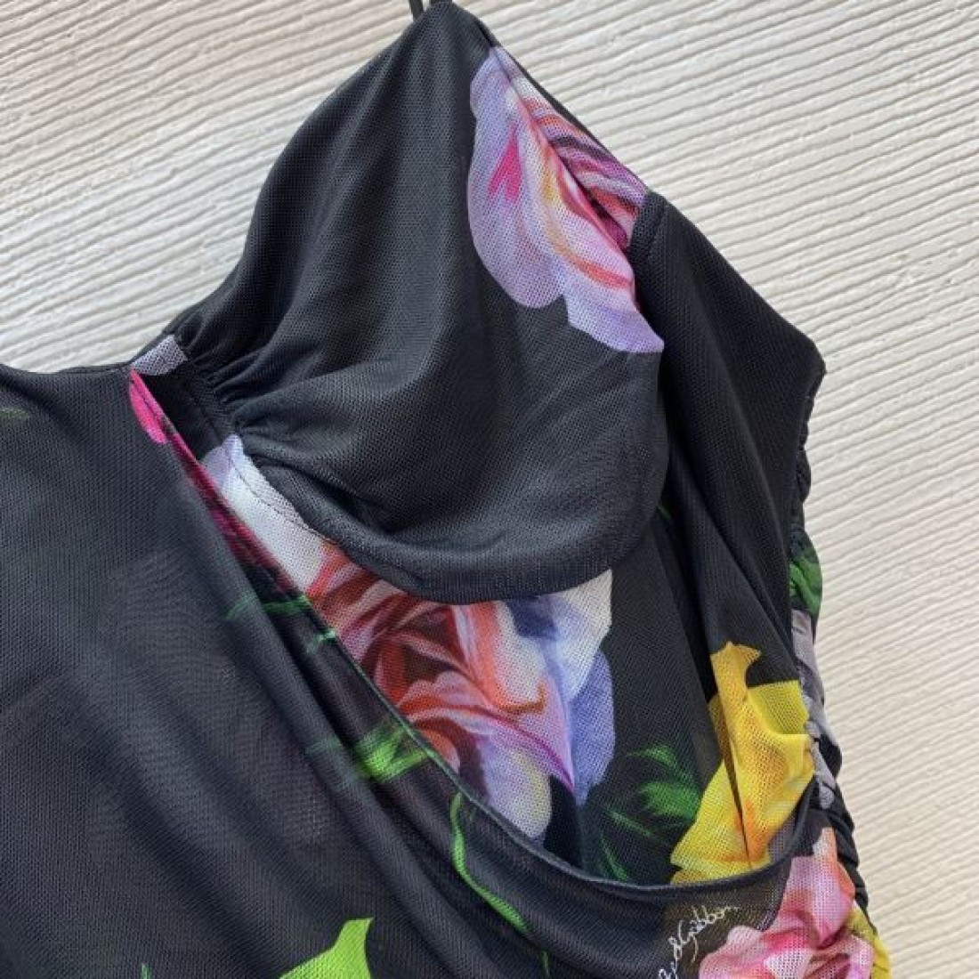 DOLCE＆GABBANA スーパーコピー ワンピース ロゴ 支持が急上昇 ドルチェ＆ガッバーナ