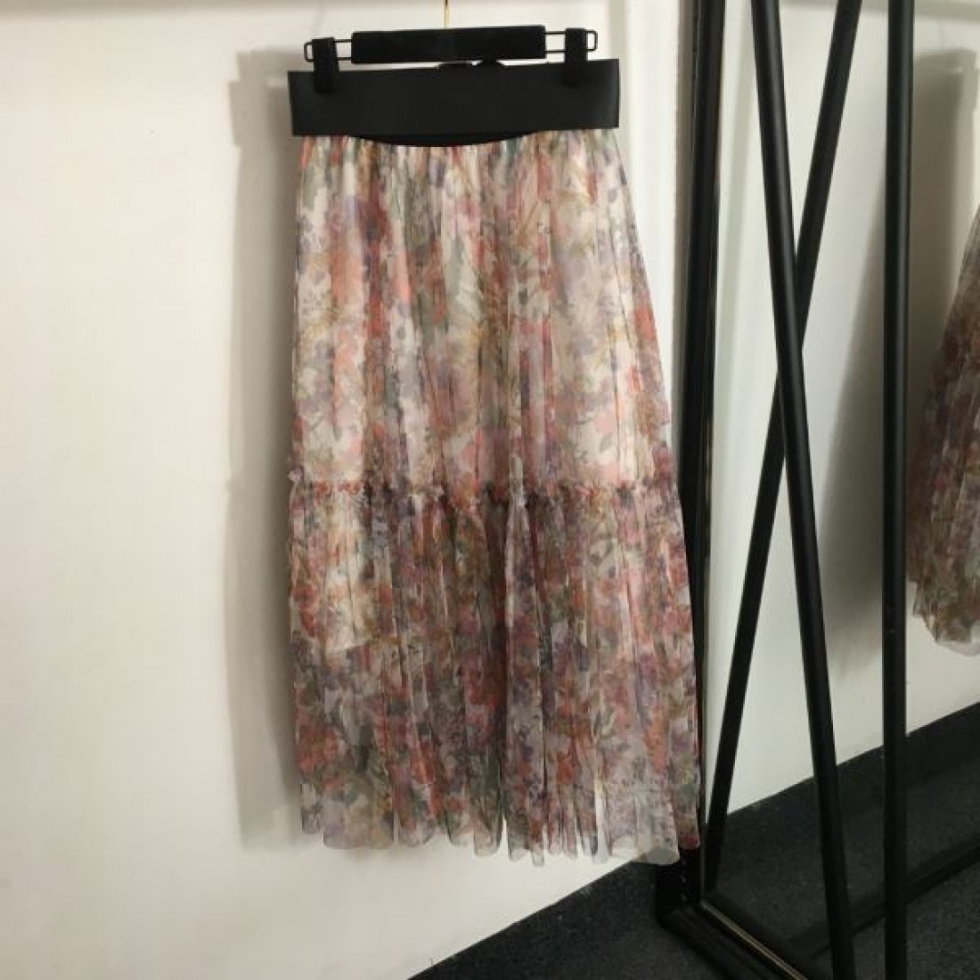 DIOR スーパーコピー ロングスカート ロゴ 贈るべきのプレゼント ディオール