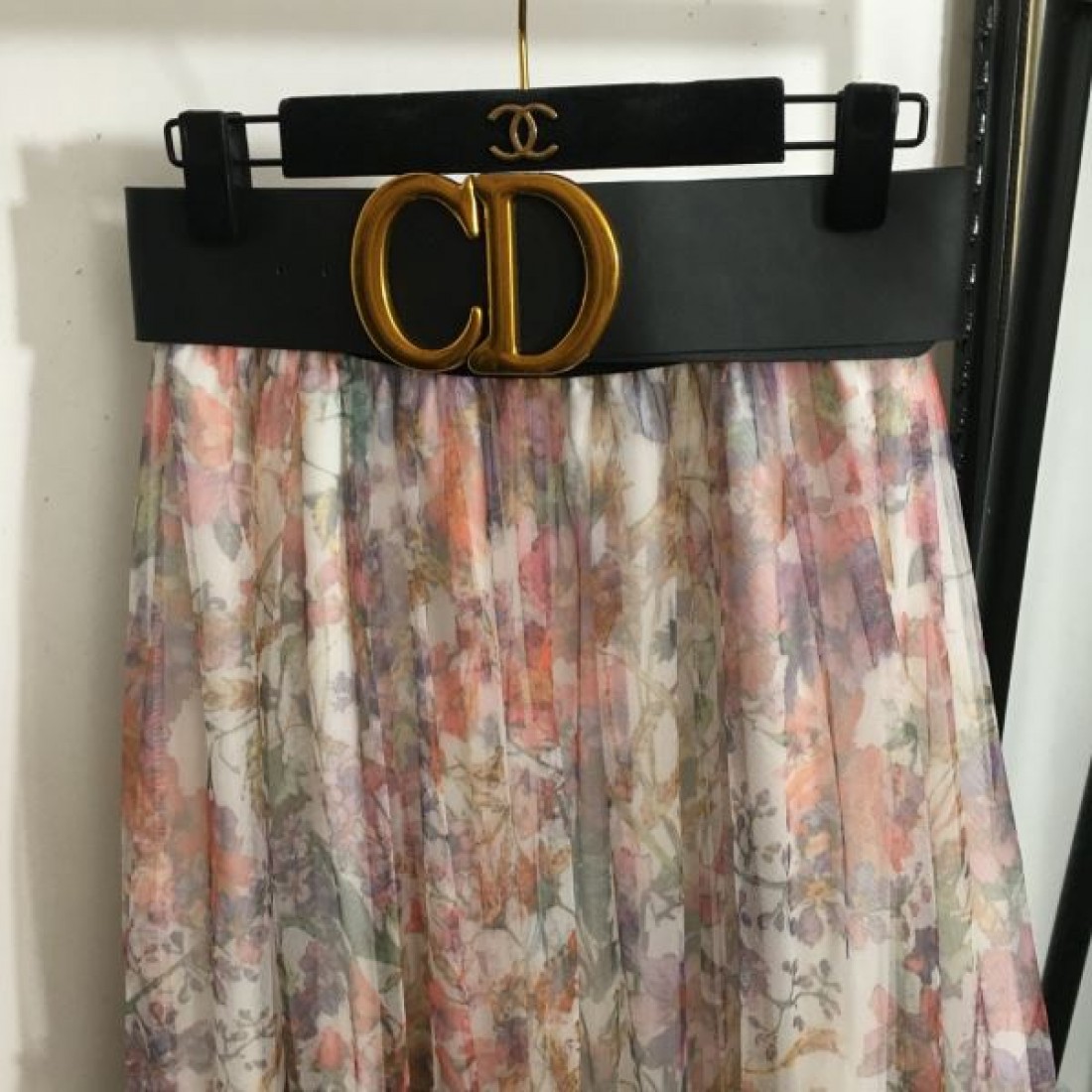 DIOR スーパーコピー ロングスカート ロゴ 贈るべきのプレゼント ディオール