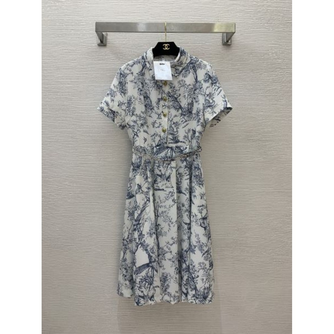 DIOR スーパーコピー ワンピース ロゴ この夏に大満喫できる ディオール