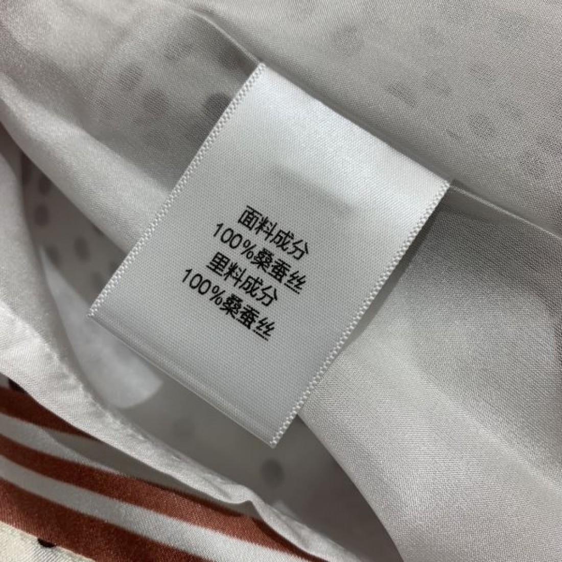 春夏注目すべき HERMES コピー ワンピース 視線を集める 新品