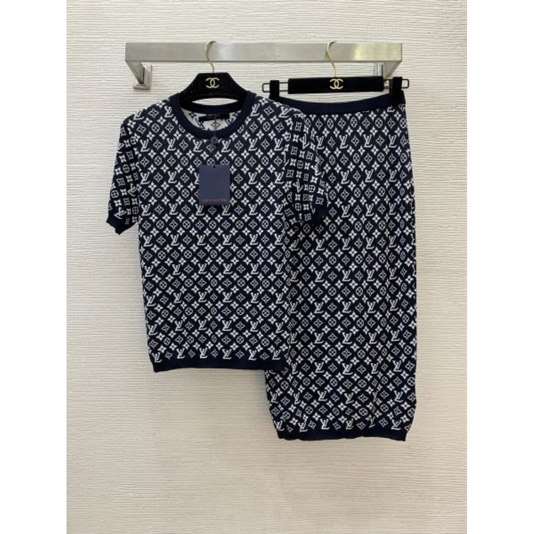 超人気モデル入荷 LOUIS VUITTON スーパーコピー 上下セット スタイル高品質