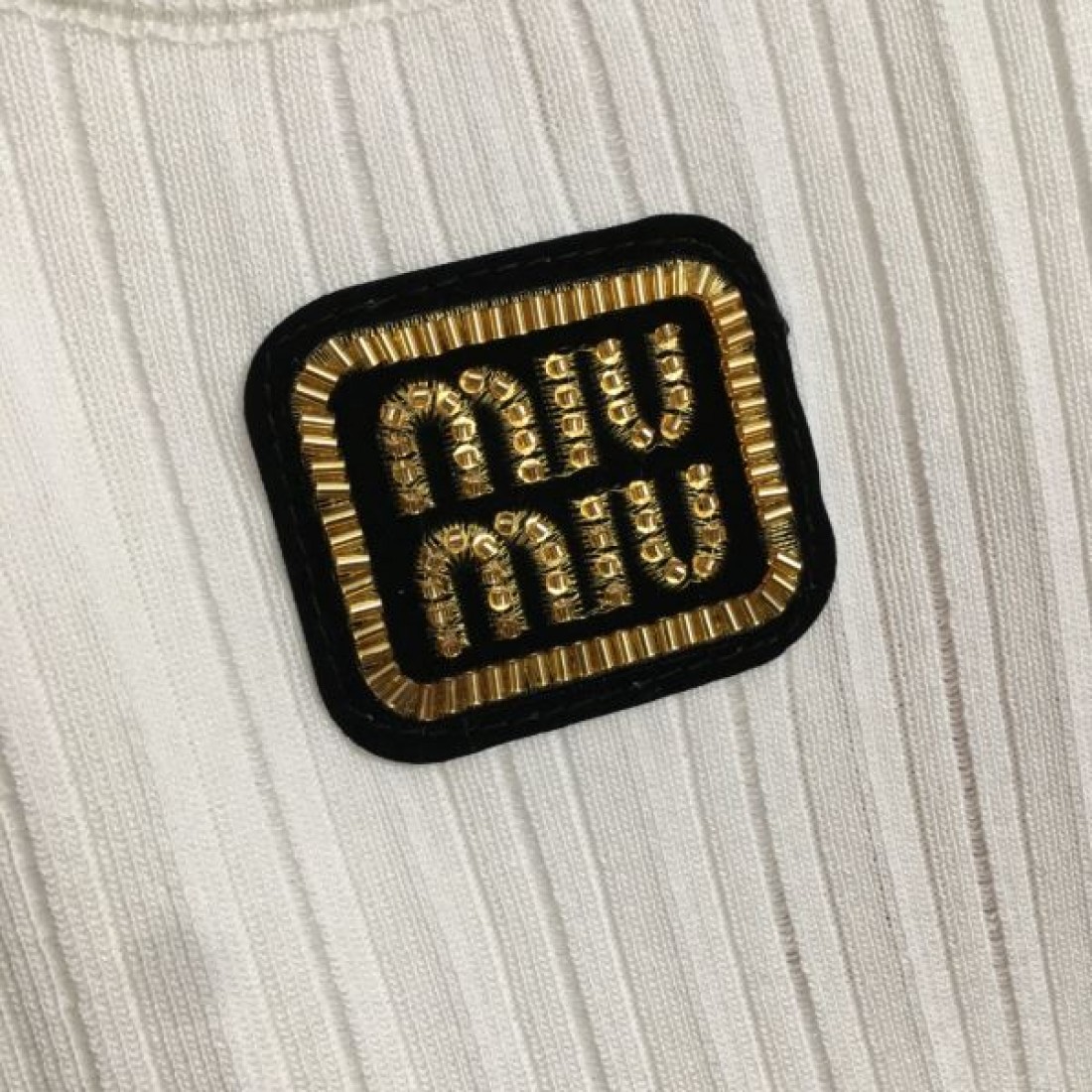 ミュウミュウ スーパーコピー ワンピース ロゴ 2025SS 夏季最新アイテム MIUMIU