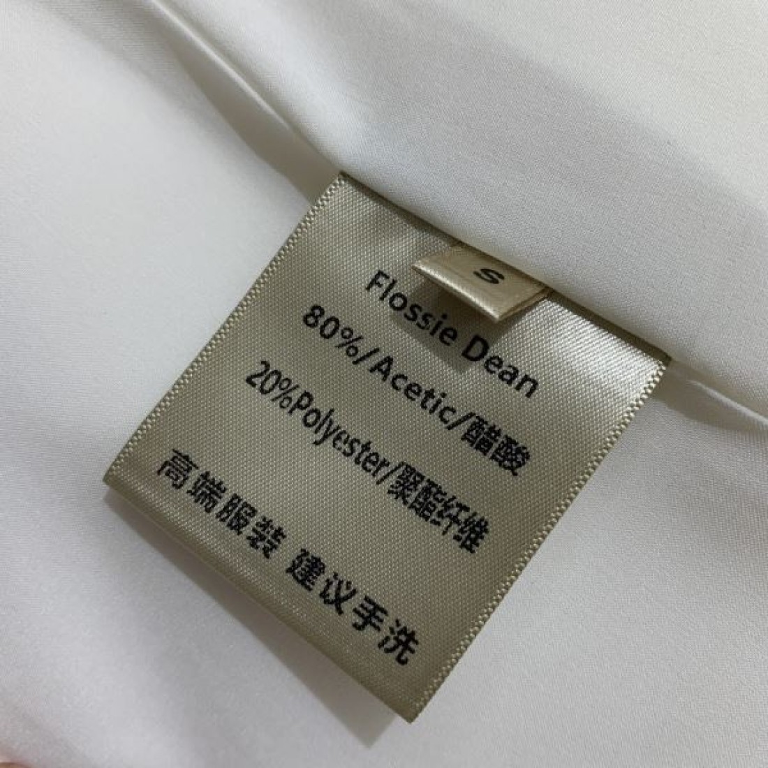 毎年人気春夏新作 ミュウミュウ スーパーコピー ワンピース もうすぐ売り切り人気