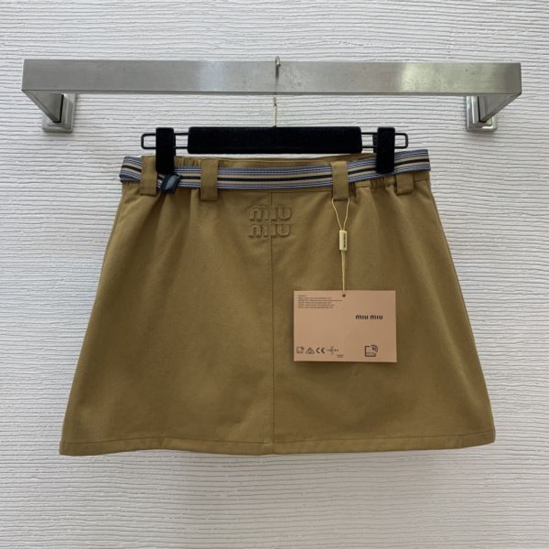 お気に入りの上品 ミュウミュウ スーパーコピー スカート 最高品質のおすすめ