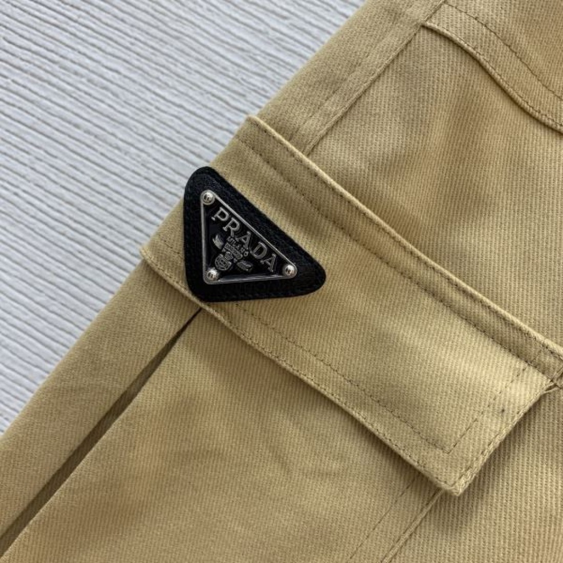 ブランドスタイル PRADA スーパーコピー ロングスカート 継続的に人気