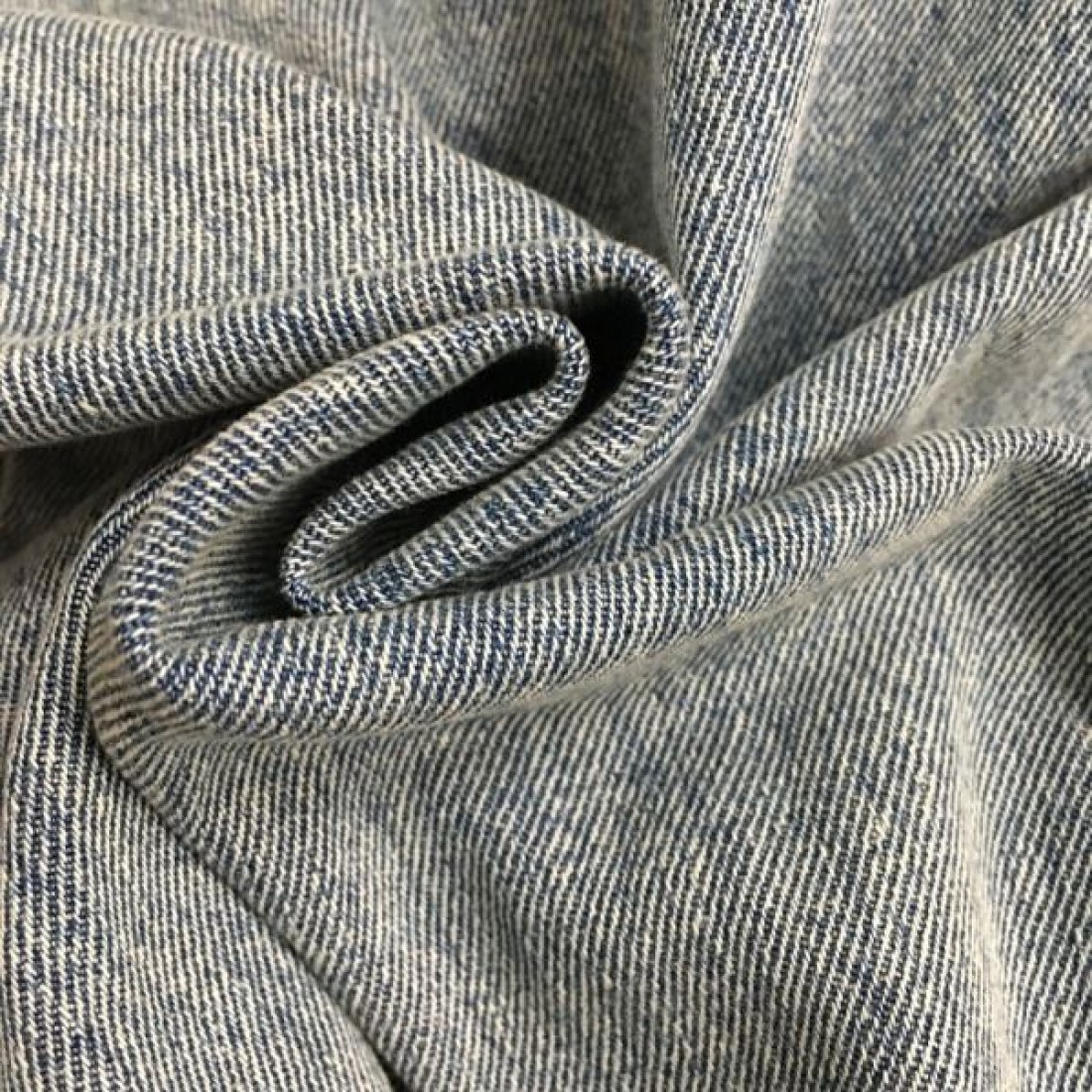★素晴らしい★BALENCIAGA スーパーコピー ジーパン 2025年春夏の新作