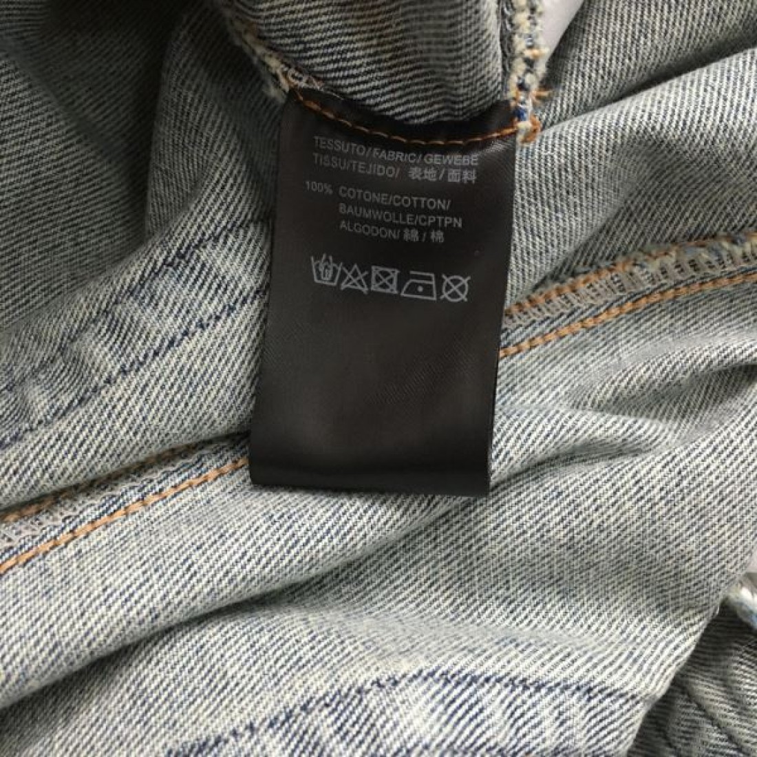 ★素晴らしい★BALENCIAGA スーパーコピー ジーパン 2025年春夏の新作