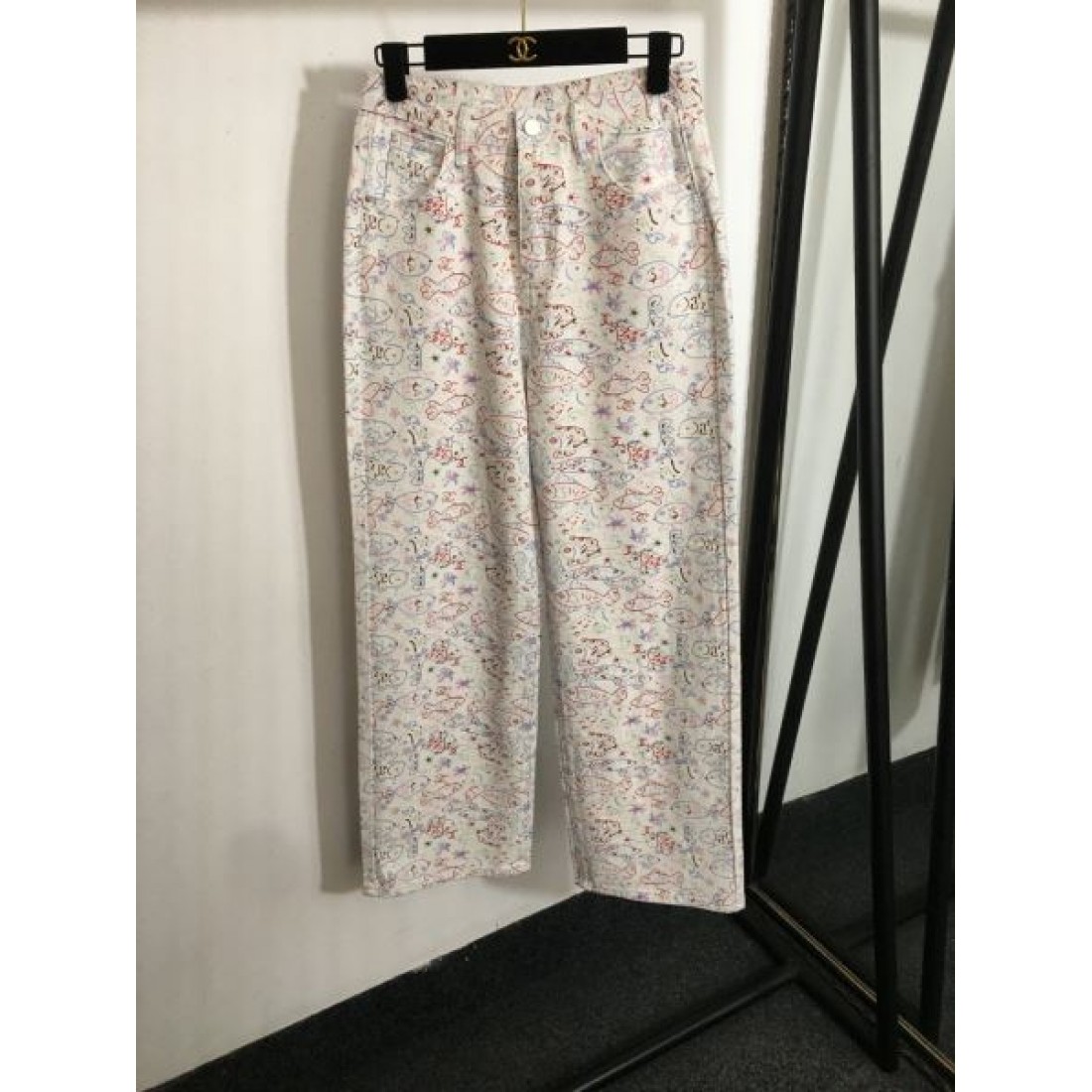 人気もまだまだ★CHANEL スーパーコピー デニムパンツ ジーパン 継続人気向上☆彡