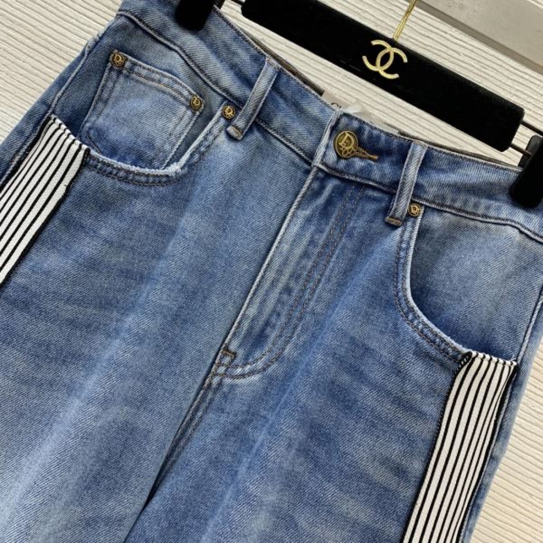 ディテール スーパーコピー ジーンズ お洒落 注目人気 ファッション DIOR