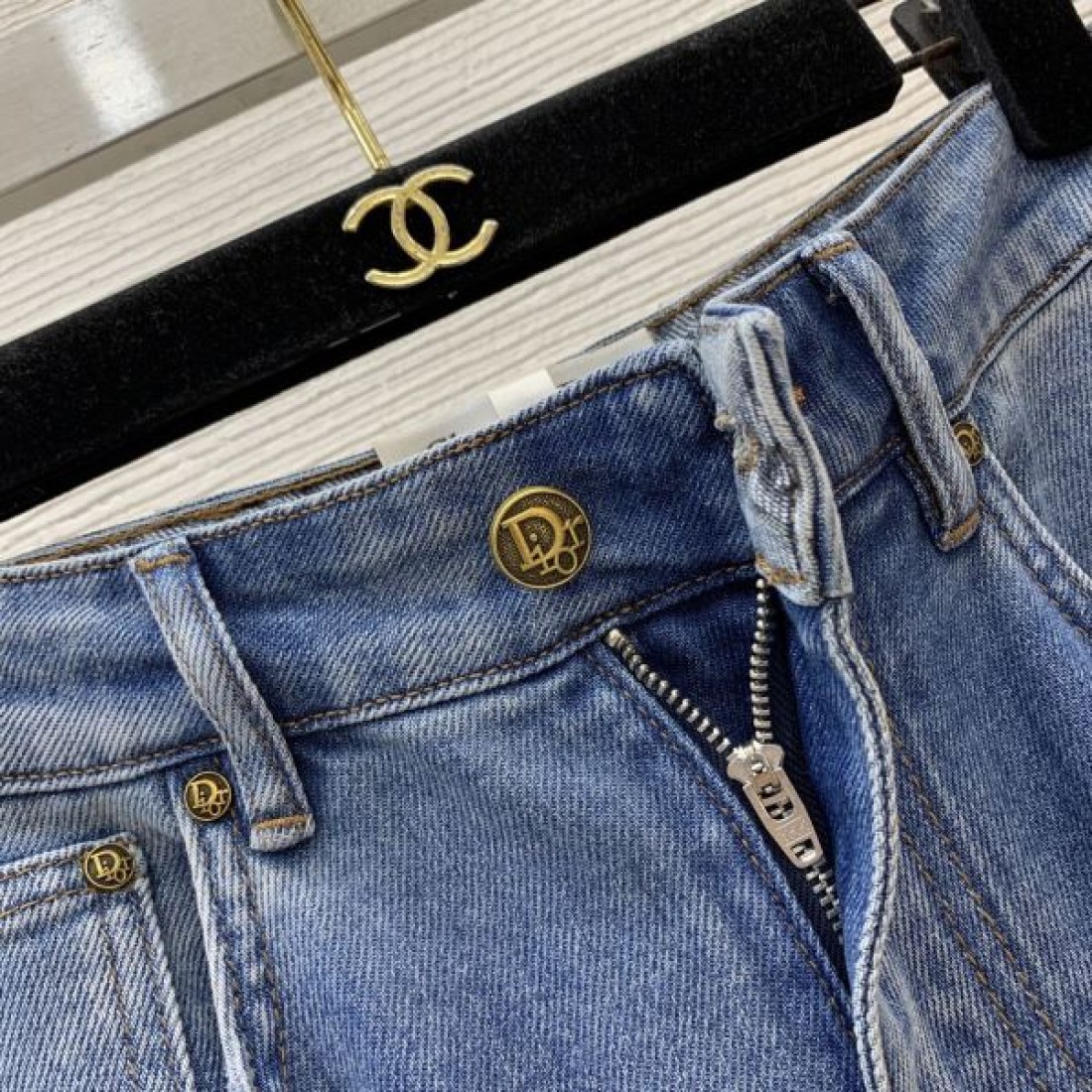 ディテール スーパーコピー ジーンズ お洒落 注目人気 ファッション DIOR
