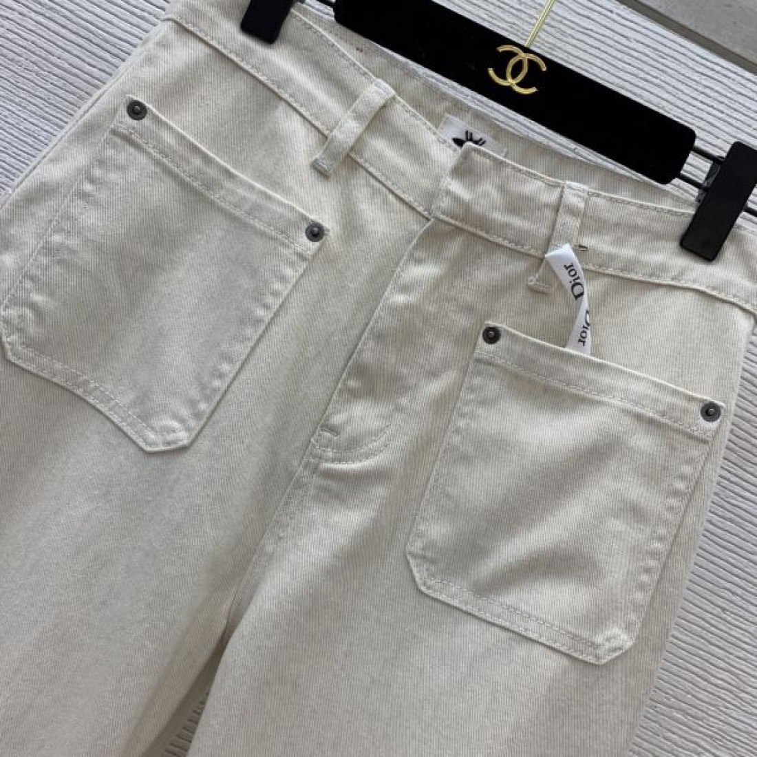 DIOR スーパーコピー ジーンズ お洒落 注目人気 ファッション ディテール