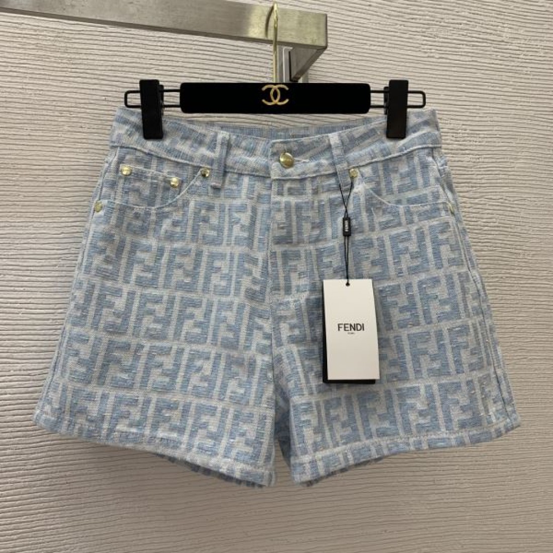 フェンデイ コピー ハーフパンツ ジーンズ お洒落 ＦＦロゴ人気 最トレンド FENDI