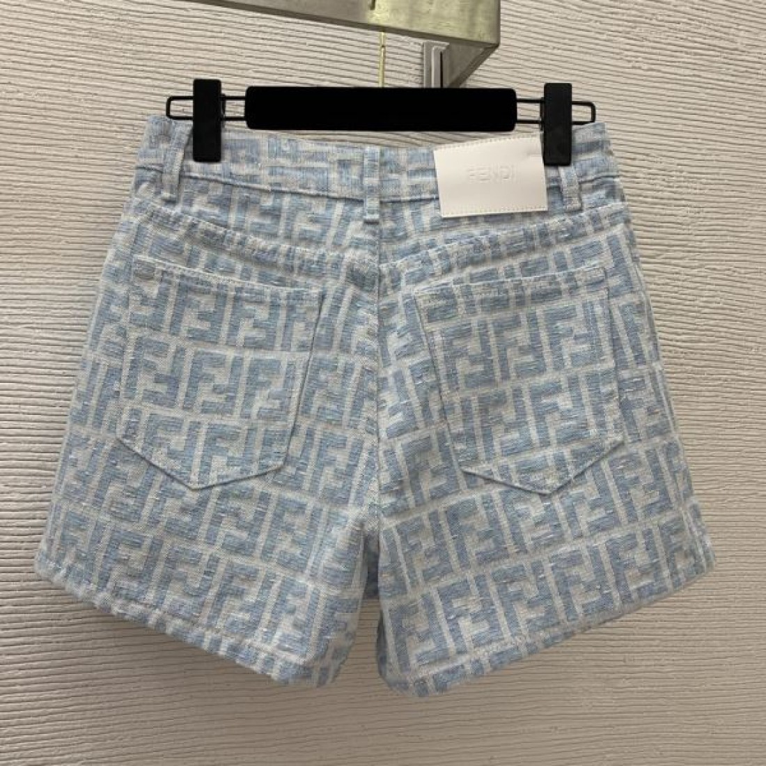フェンデイ コピー ハーフパンツ ジーンズ お洒落 ＦＦロゴ人気 最トレンド FENDI