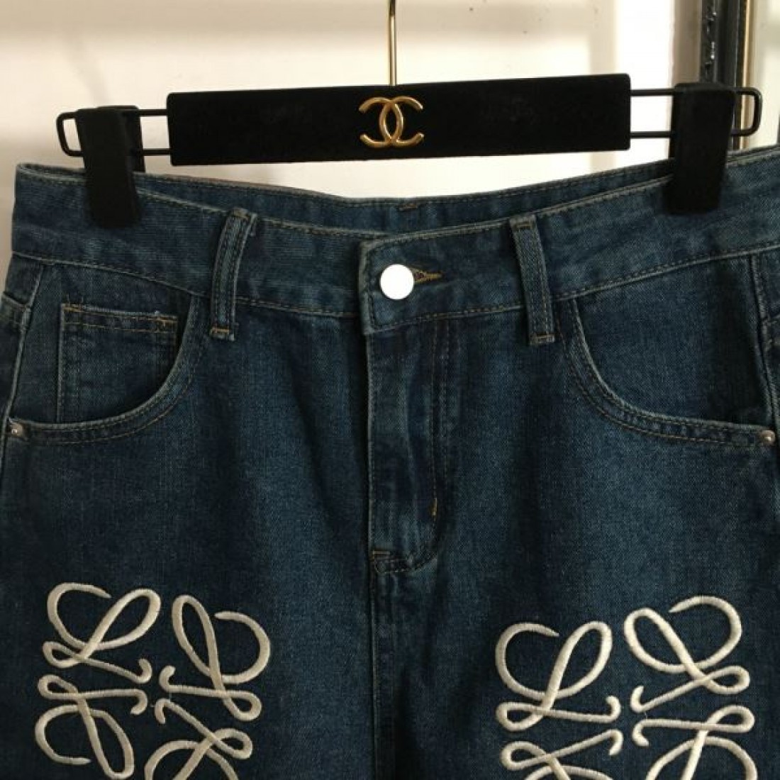春夏入荷限定 ロエベ スーパーコピー デニムパンツ ジーパン SALE価格