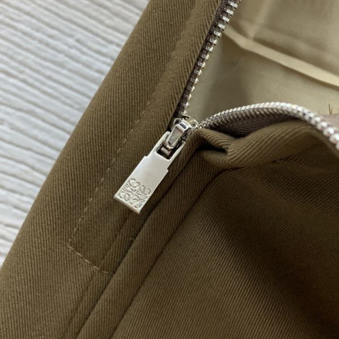 LOEWE コピー ジーンズ デニム レディース お洒落 最人気 トレンド ロエベ