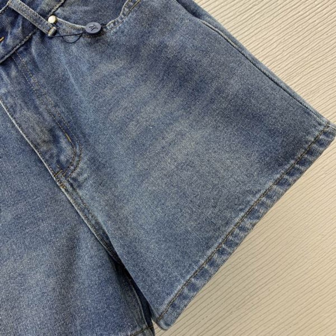 ルイヴィトン スーパーコピー デニムパンツ 限定ギフトにも ジーパン