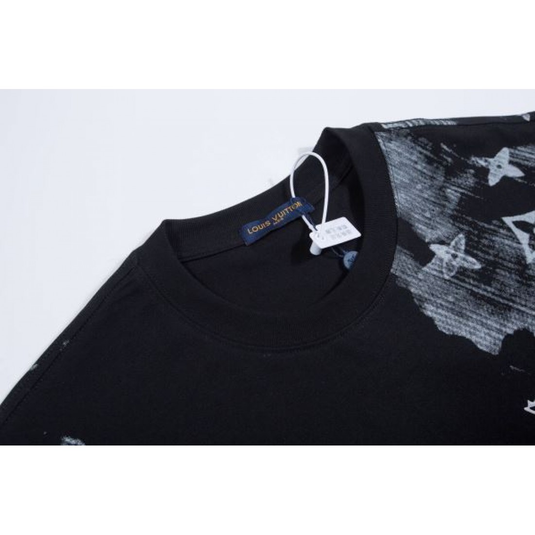 秋冬マストアイテム ルイヴィトン スーパーコピー 半袖Tシャツ オンライン限定