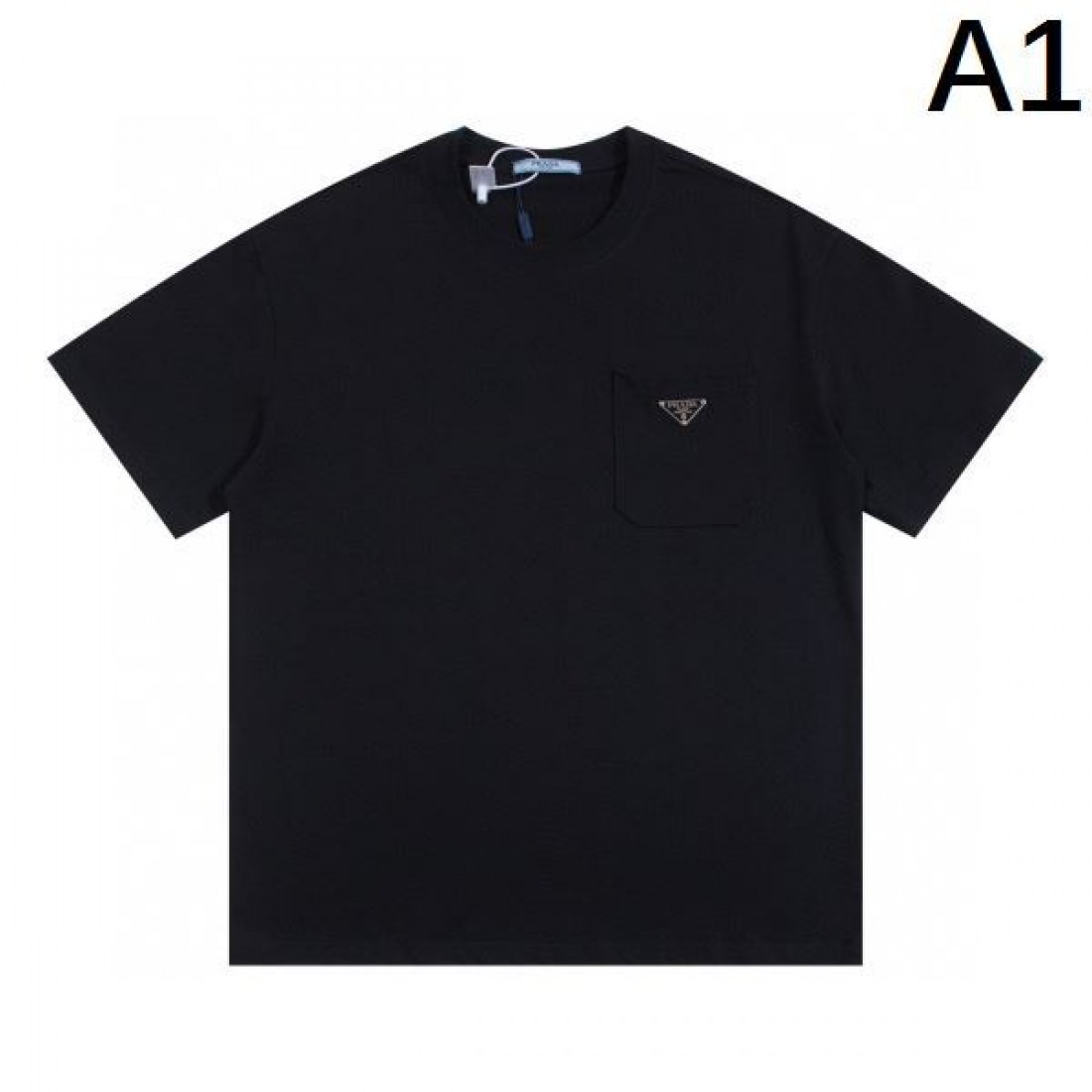 季節の変わり目に活躍 PRADA スーパーコピー 半袖Tシャツ 春の新生活にぴったり