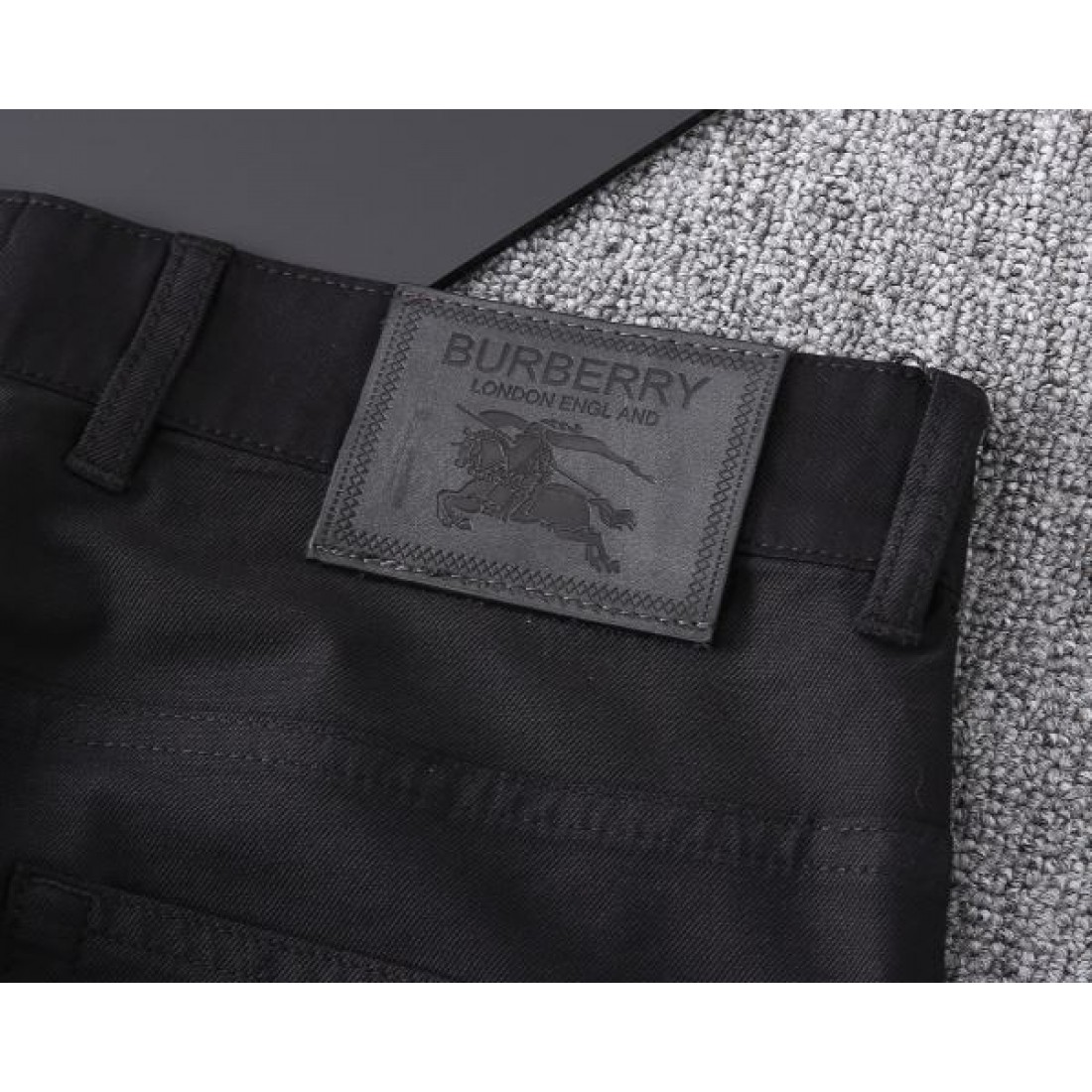 春夏新作コレクション BURBERRY コピー カジュアルパンツ 年末年始スペシャル バレンタインコレクション