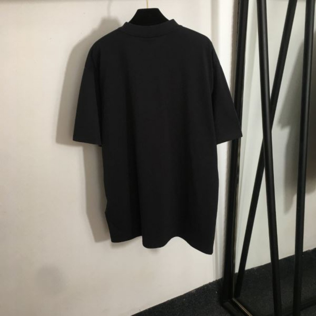 BALENCIAGA スーパーコピー 半袖Tシャツ ロゴ 個性を表現する バレンシアガ