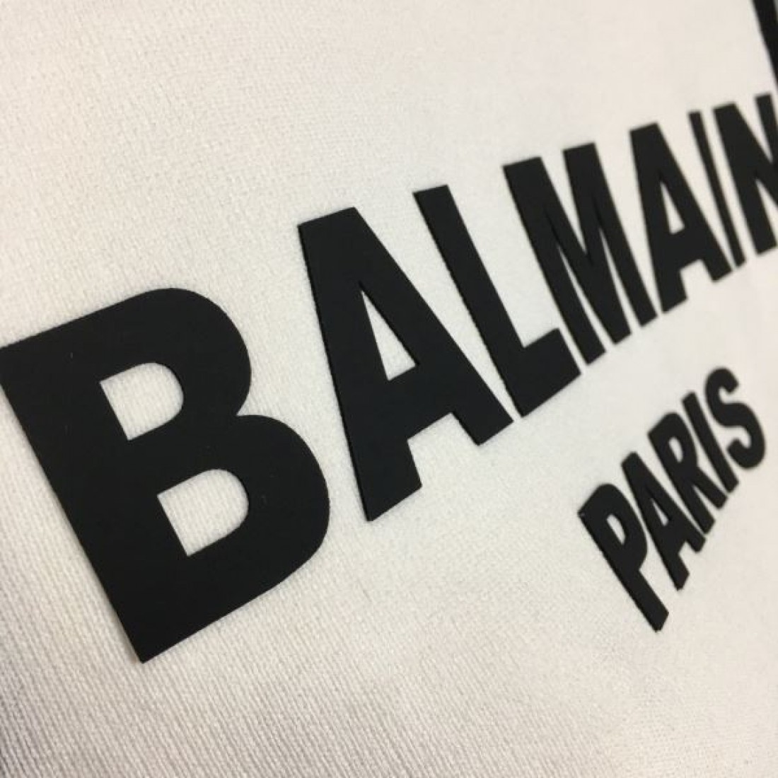 BALMAIN スーパーコピー ニットベスト ロゴ 春夏注目のトップス バルマン