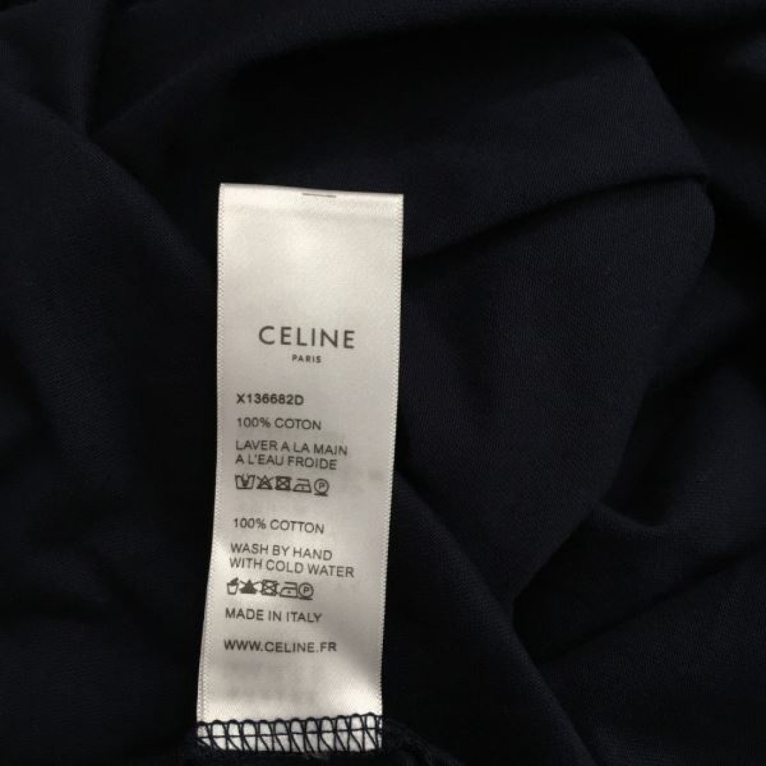 春夏新作奇跡の再入荷 GUCCI スーパーコピー 二つ折り財布 予約殺到