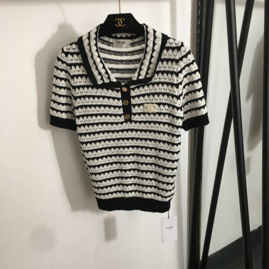 CHANEL スーパーコピー ストライプ半袖 ロゴ 着心地のいいサイズ感 シャネル