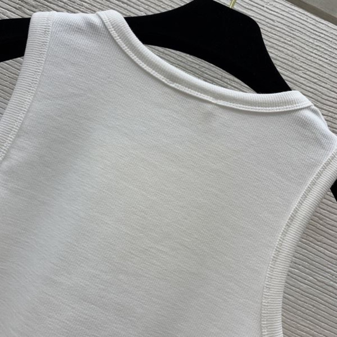 セリーヌ コピー ノースリーブトップス 夏おすすめアイテム 新作 CELINE