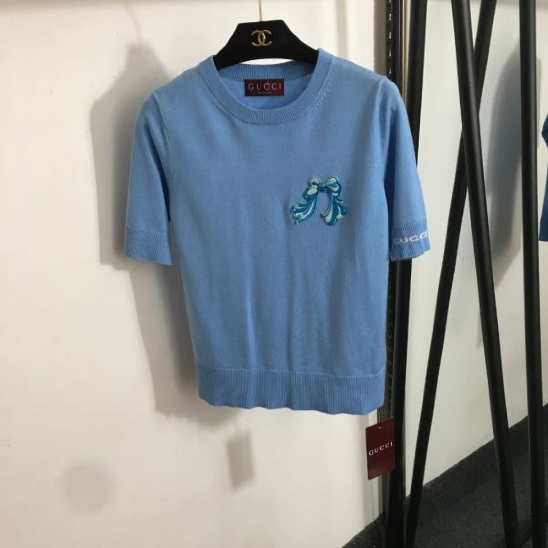 GUCCI グッチ コピー 半袖Tシャツ 一目瞭然 人気ブランド レディースファッション