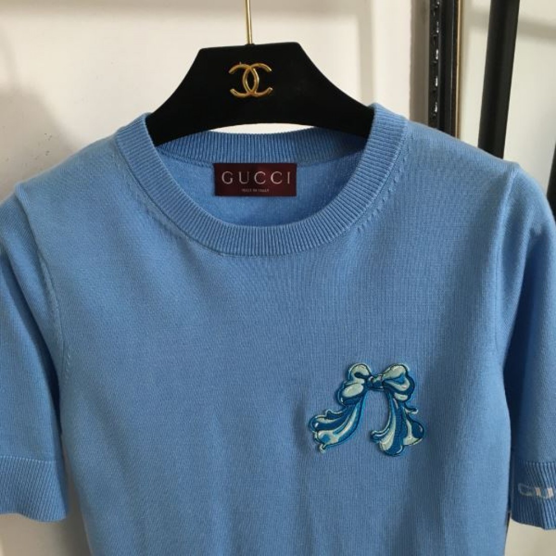 GUCCI グッチ コピー 半袖Tシャツ 一目瞭然 人気ブランド レディースファッション