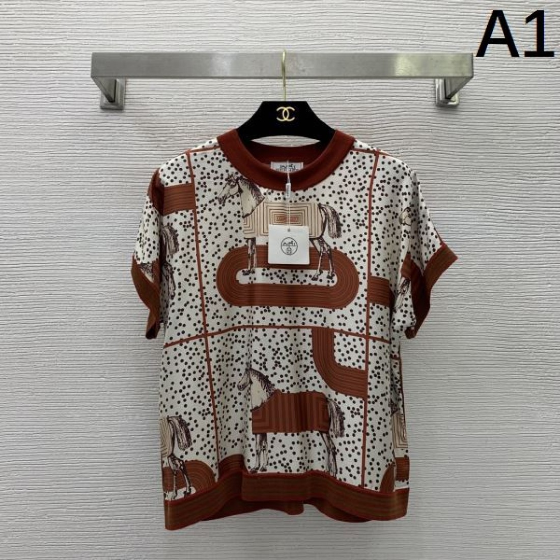 HERMES スーパーコピー 半袖Tシャツ ロゴ 最新の注目ファッション エルメス