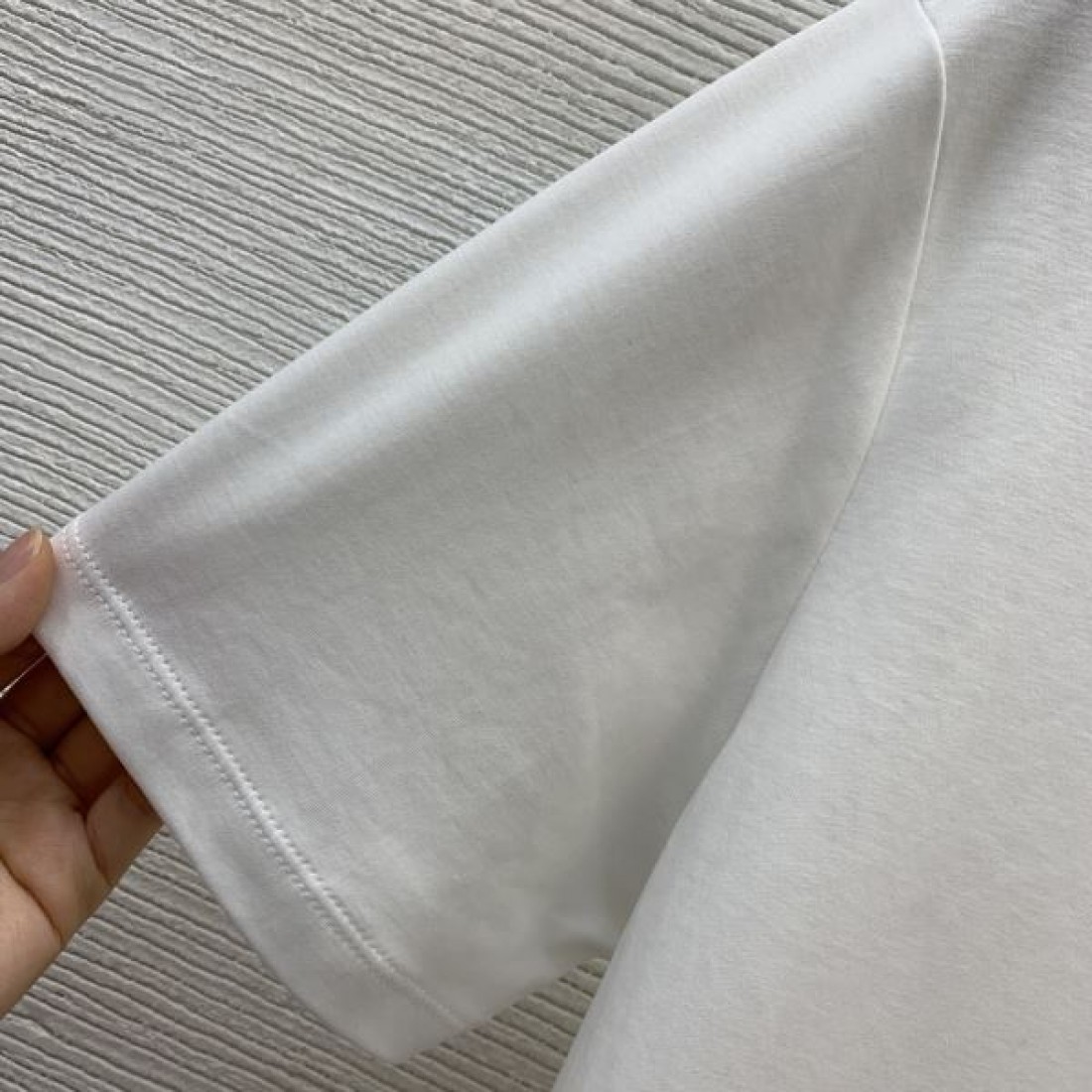 HERMES エルメス コピー 半袖Tシャツ 春夏季 超人気 限定コラボ