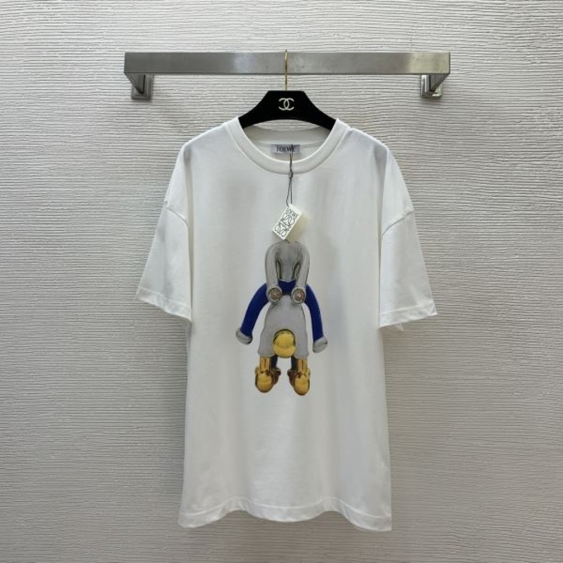 春夏欠かせない LOEWE ロエベ コピー 半袖Tシャツ 定番アイテム