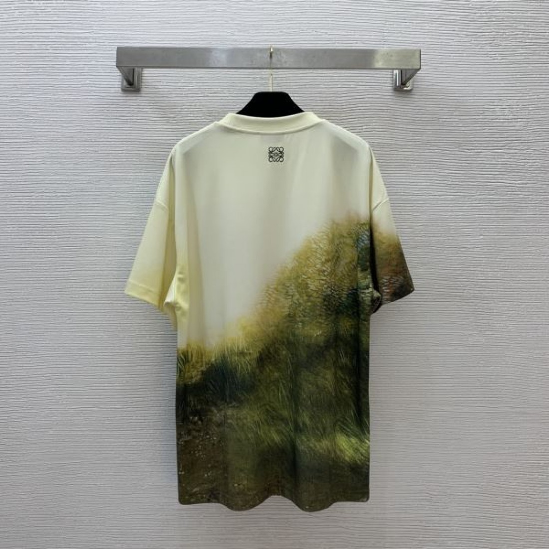LOEWE スーパーコピー 半袖Tシャツ ロゴ 可愛いデザイン夏新品 ロエベ