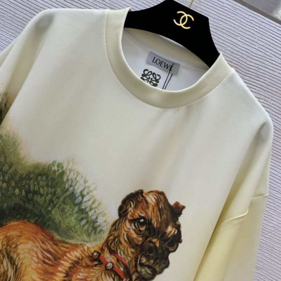 LOEWE スーパーコピー 半袖Tシャツ ロゴ 可愛いデザイン夏新品 ロエベ