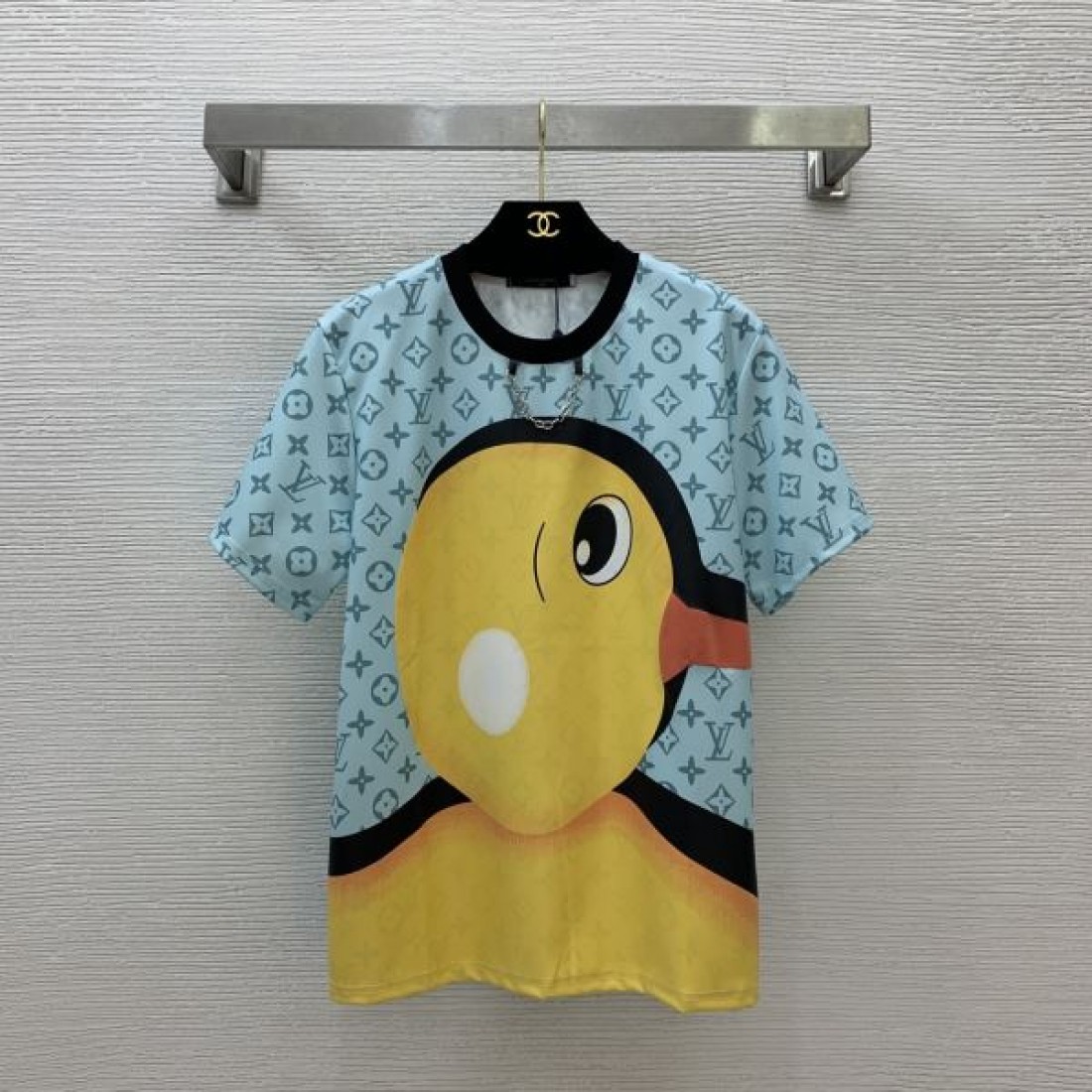 SALEn級品 LOUIS VUITTON コピー 半袖Tシャツ 完売必須限定