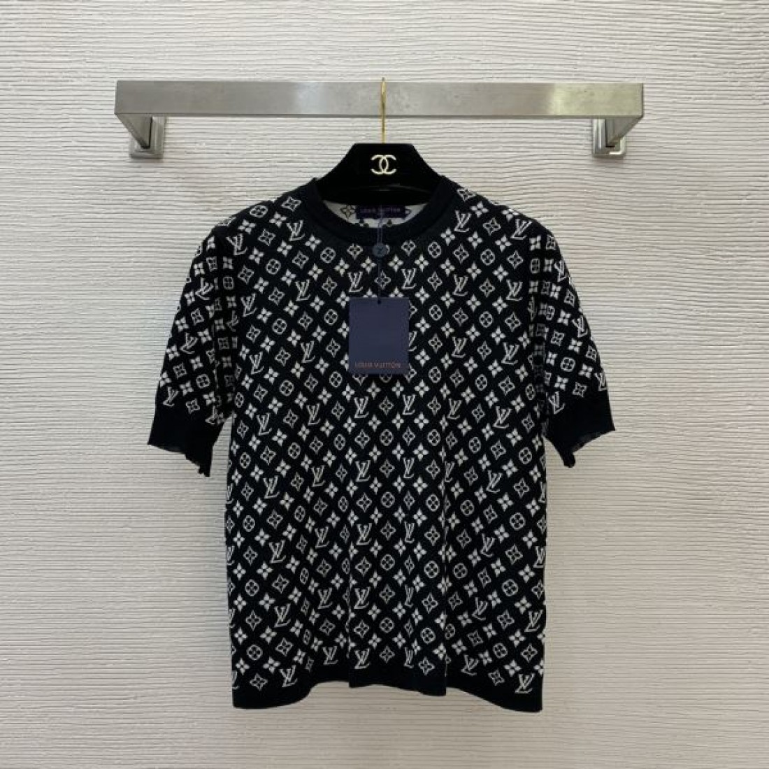 LOUIS VUITTON スーパーコピー 半袖ニット ロゴ 今大注目ブランド ルイヴィトン