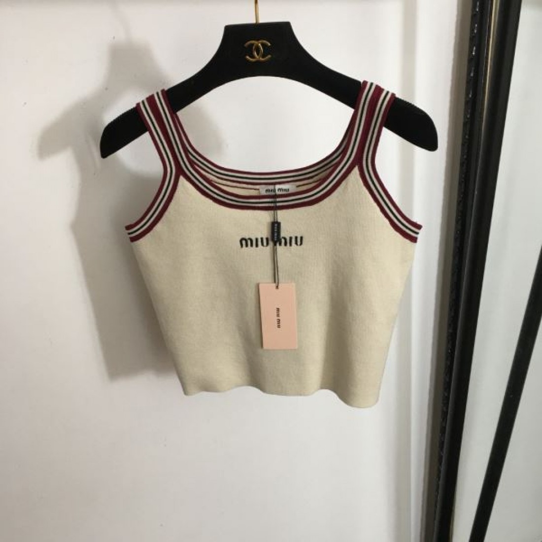 MIU MIU スーパーコピー キャミソール ロゴ 大人気限定カラー ミュウミュウ