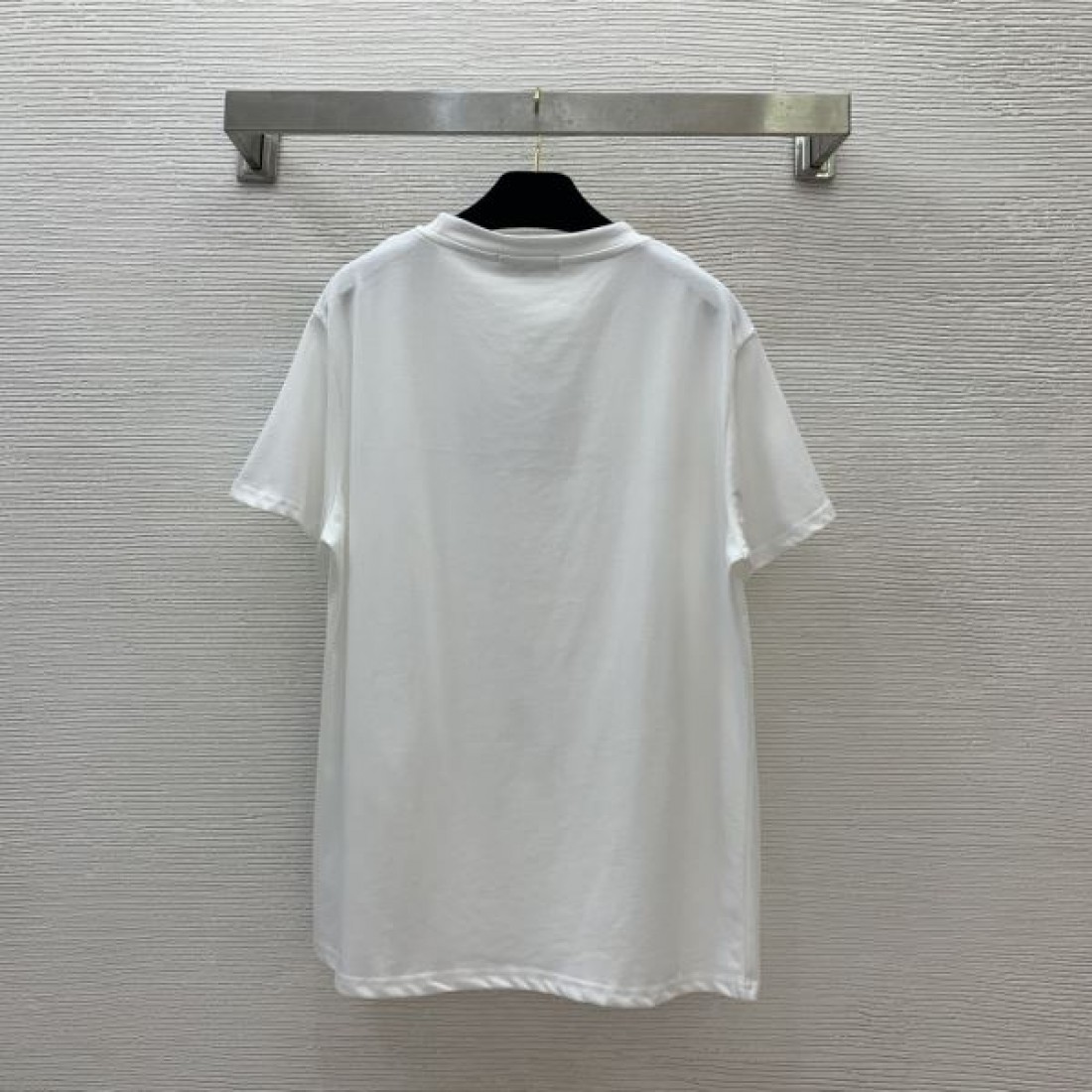 PRADA スーパーコピー 半袖Tシャツ ロゴ 目が離せない夏季新作 プラダ