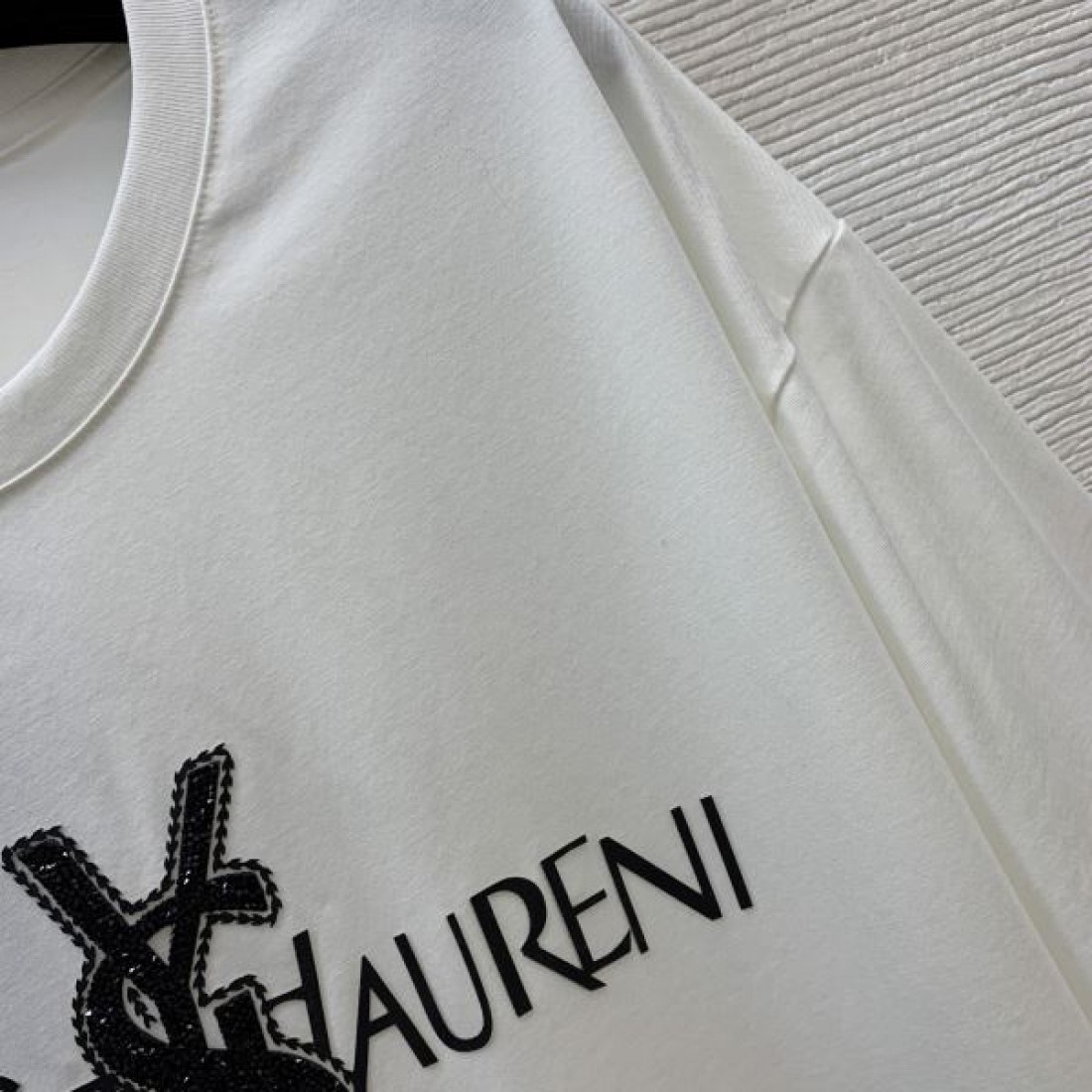 イヴ サンローラン スーパーコピー 半袖Tシャツ ロゴ 超人気大人OK SAINT LAURENT