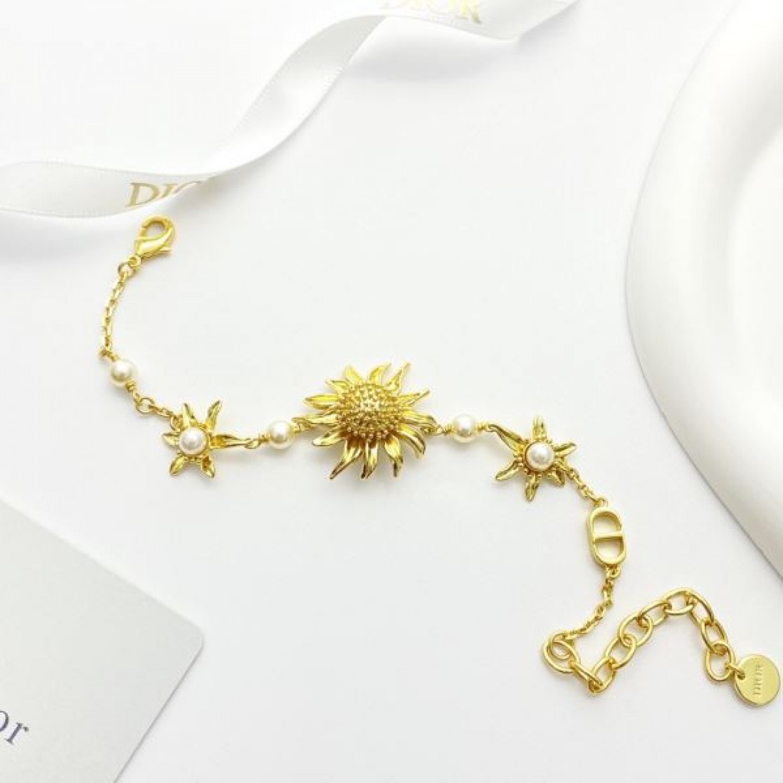 DIOR コピー ブレスレット ロゴ  国内完売の入手困難アイテム ディオール