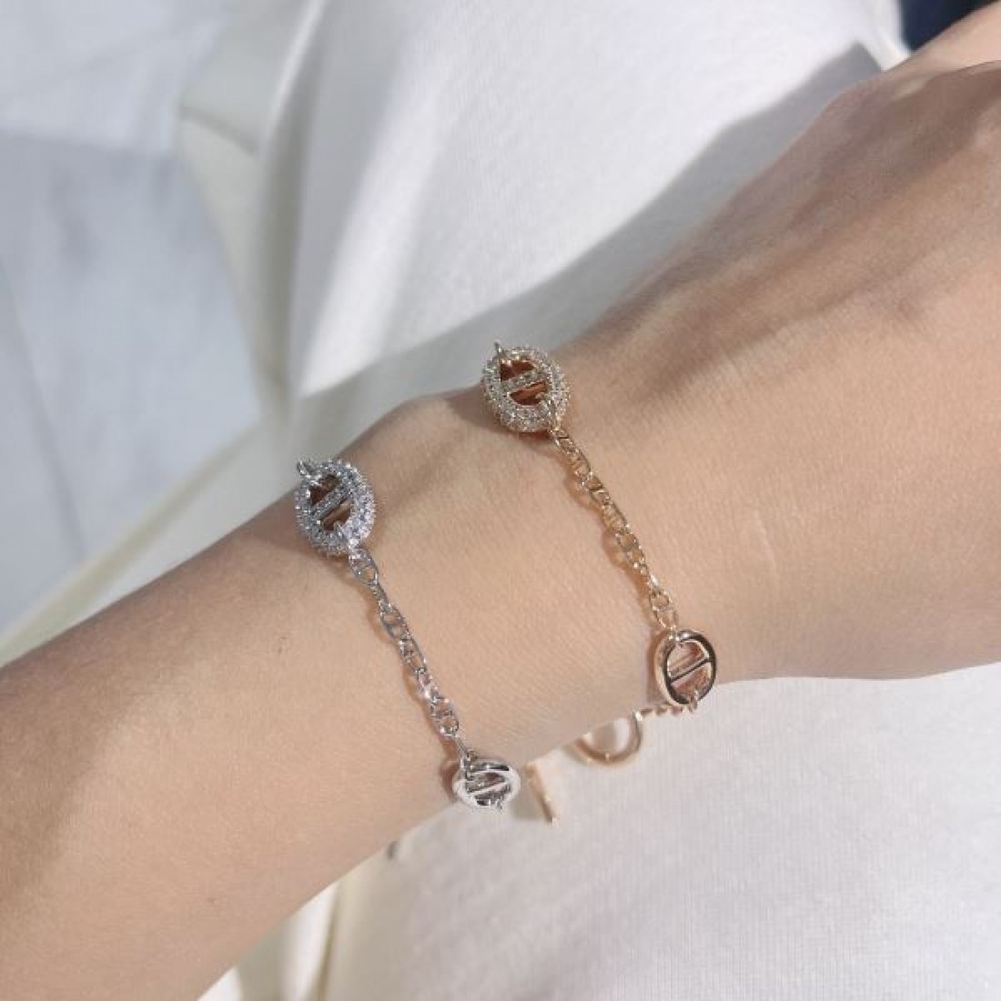 エルメス コピー ブレスレット ロゴ 最新ファッションのポイント HERMES