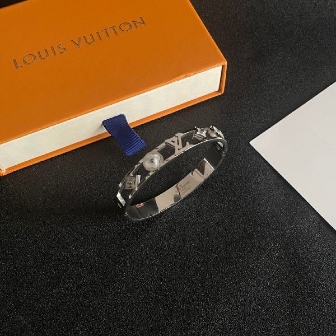 LOUIS VUITTON コピー ブレスレット ロゴ 超レア人気セール ルイヴィトン