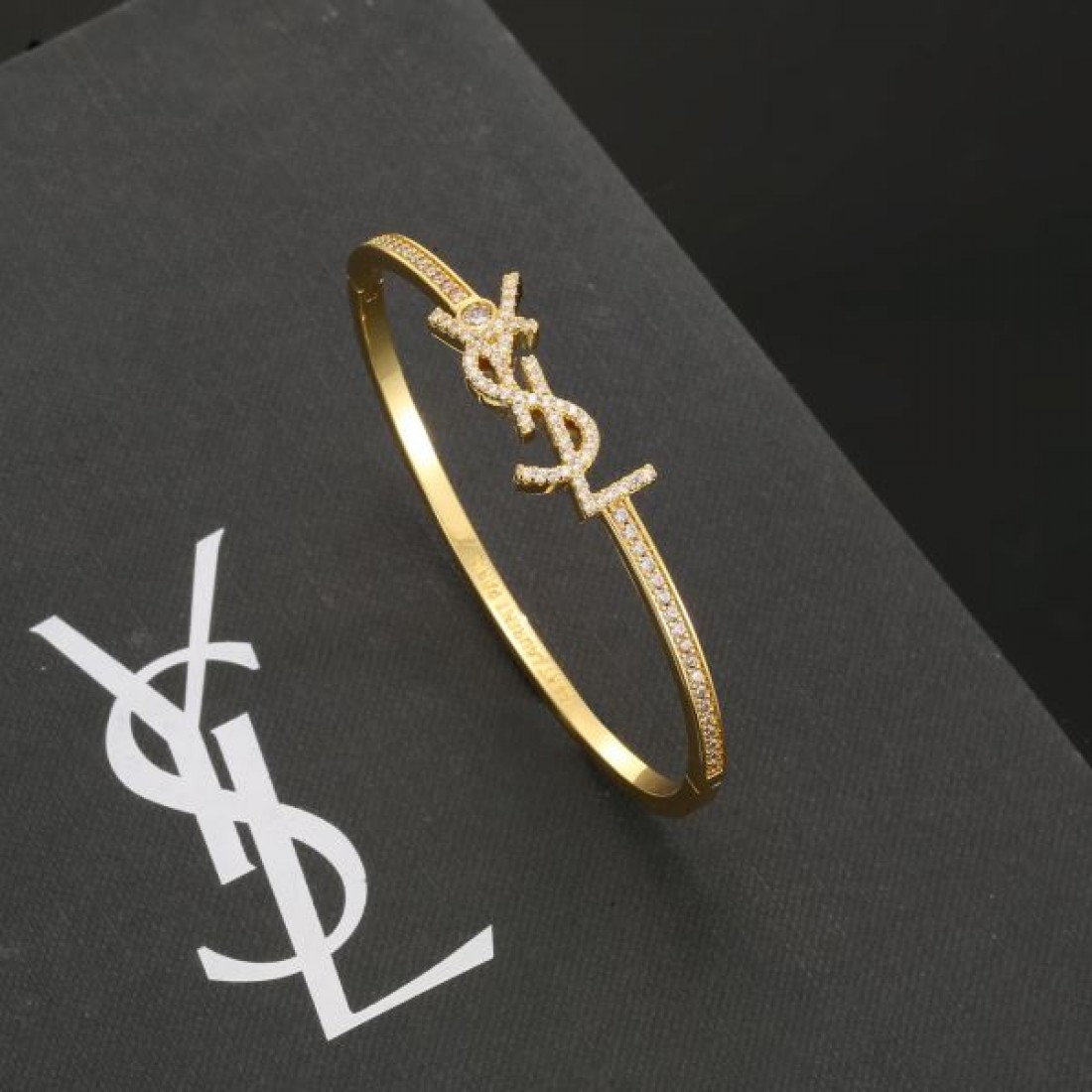 イヴ サンローラン コピー ブレスレット ロゴ ギフトにオススメ SAINT LAURENT