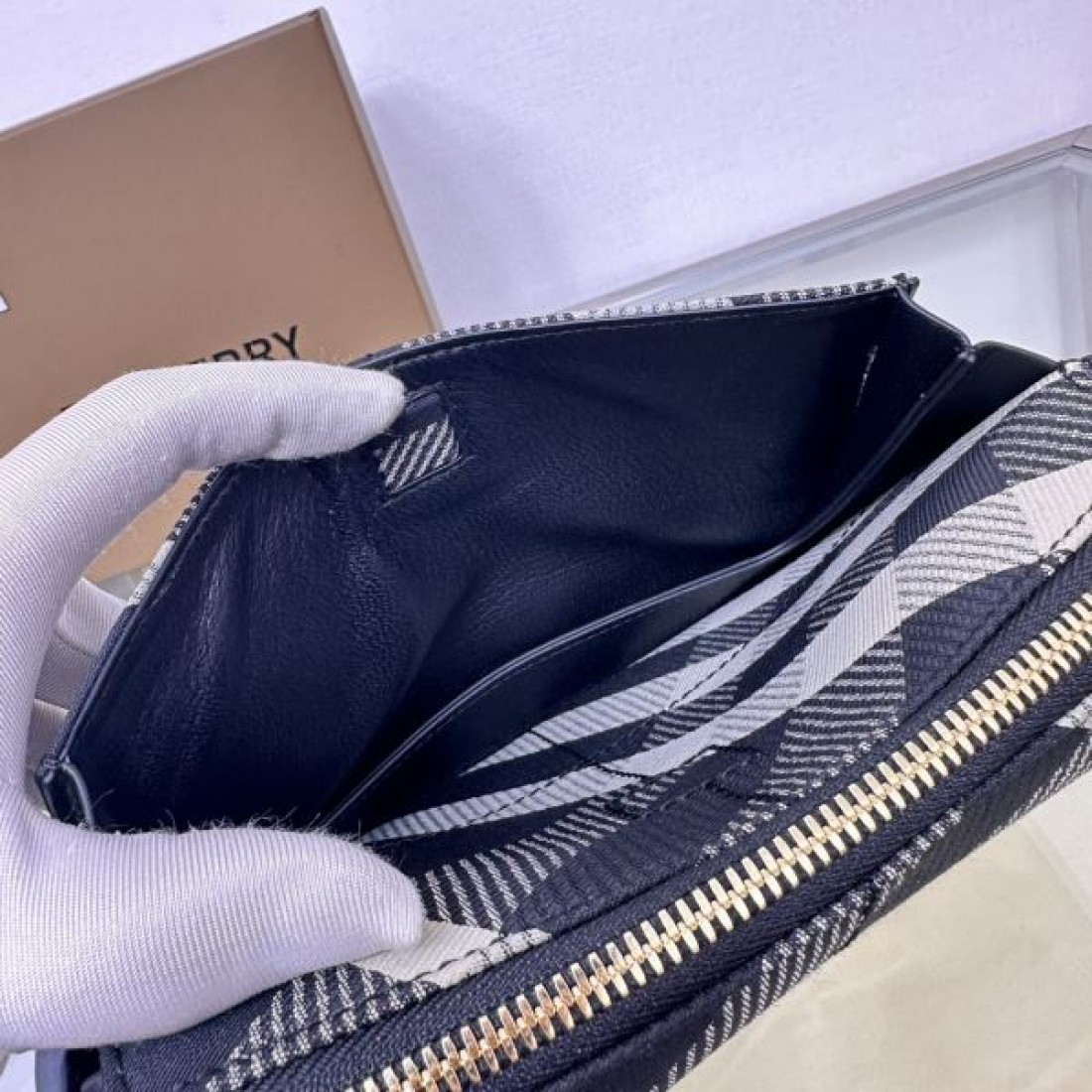 BURBERRY スーパーコピー ショルダーバッグ ロゴ 限定品 人気No.1 バーバリー