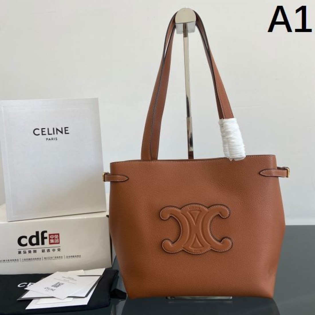 CELINE スーパーコピー トートバッグ ロゴ これさえ押さえればOK セリーヌ